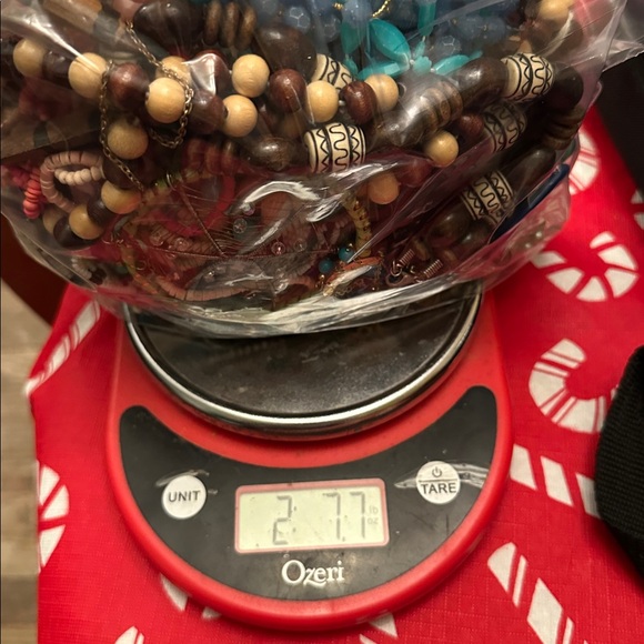 Assorted Women's Accessory Set - Picture 8 of 8